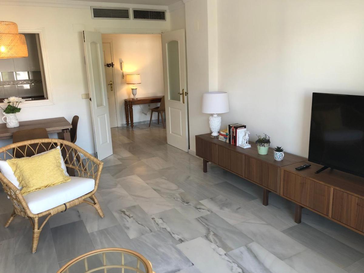 Inspiring Apartment In Carihuela Beach Torremolinos Ngoại thất bức ảnh